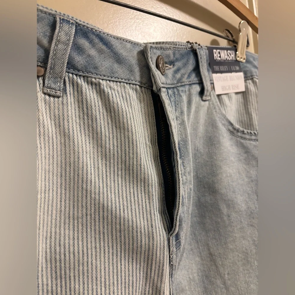 Rewash The Riley Distressed Jean Shorts - Picture 5 of 10
